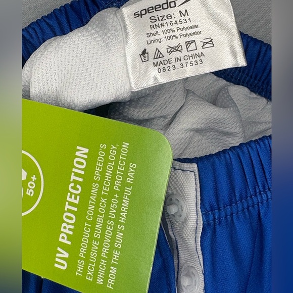 Speedo Premium Swim Diaper Blue with Cartoon Shark on Bum Size M 12M (18-22lbs) - Picture 5 of 5